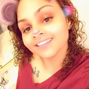 Meet your Posher, Sasha